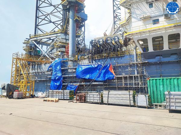  DT00062 Cung cấp nhân lực máy móc, thiết bị để vệ sinh và sơn thân giàn SD ENTERPRISE- PTSC SUPPLY BASE- (JOB 25-341-MS) 