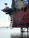  DT00059 Cleaning & repainting body/bottom of the oil drilling rig PVD VIII 
