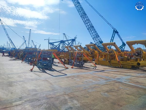  DT00046 Cleaning and Painting of 4 Gas Racks and 1 Laser Cutting Machine Frame (JOB 2024-294) 