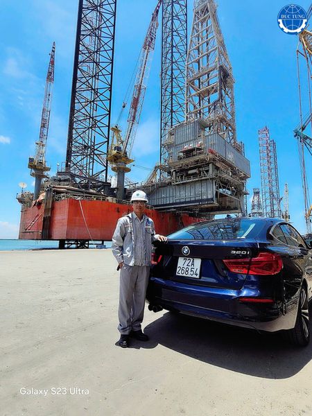  DT00059 Cleaning & repainting body/bottom of the oil drilling rig PVD VIII 