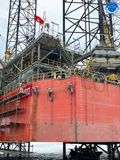 DT00059 Cleaning & repainting body/bottom of the oil drilling rig PVD VIII 