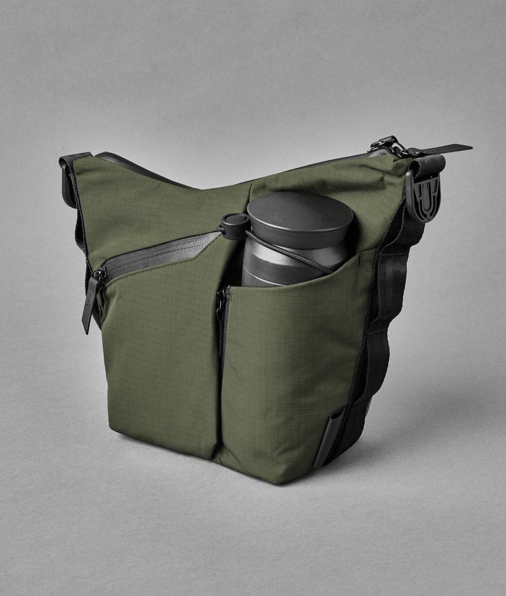  ALPAKA Flow Satchel 