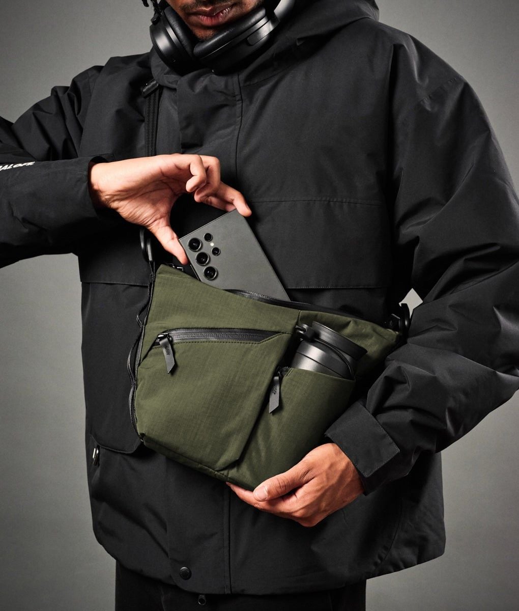  ALPAKA Flow Satchel 