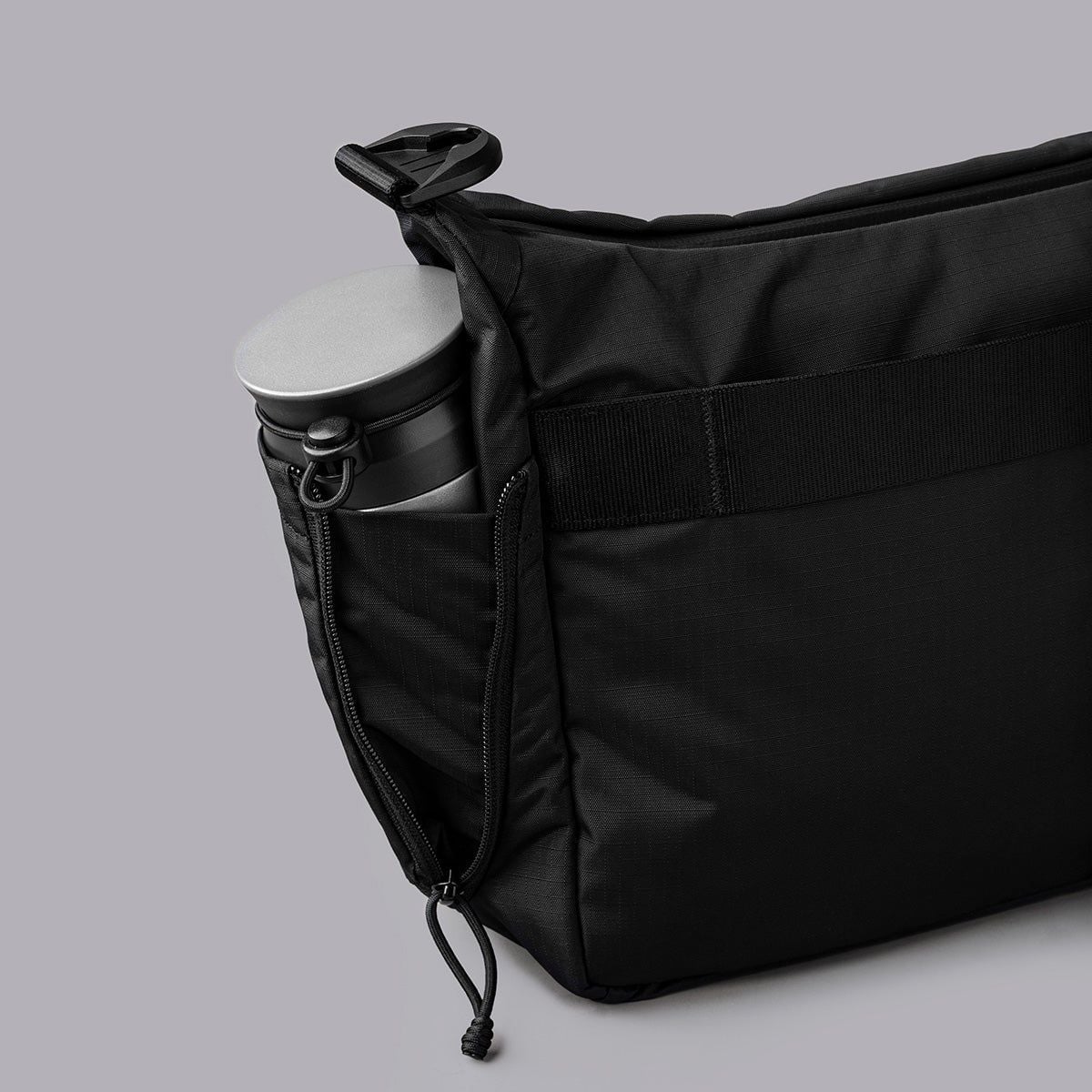  ALPAKA Flight Satchel 