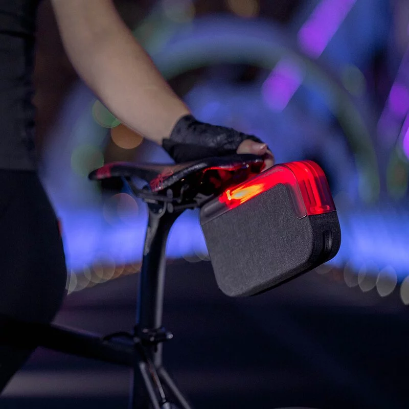  ReadyGo Lumis Bike Bag + Rear Light Set 