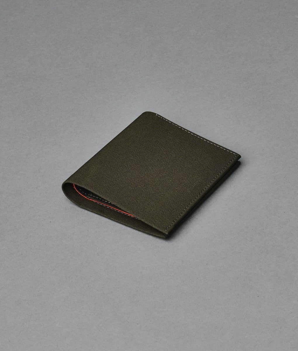  Alpaka Ark Bifold Cash Wallet 