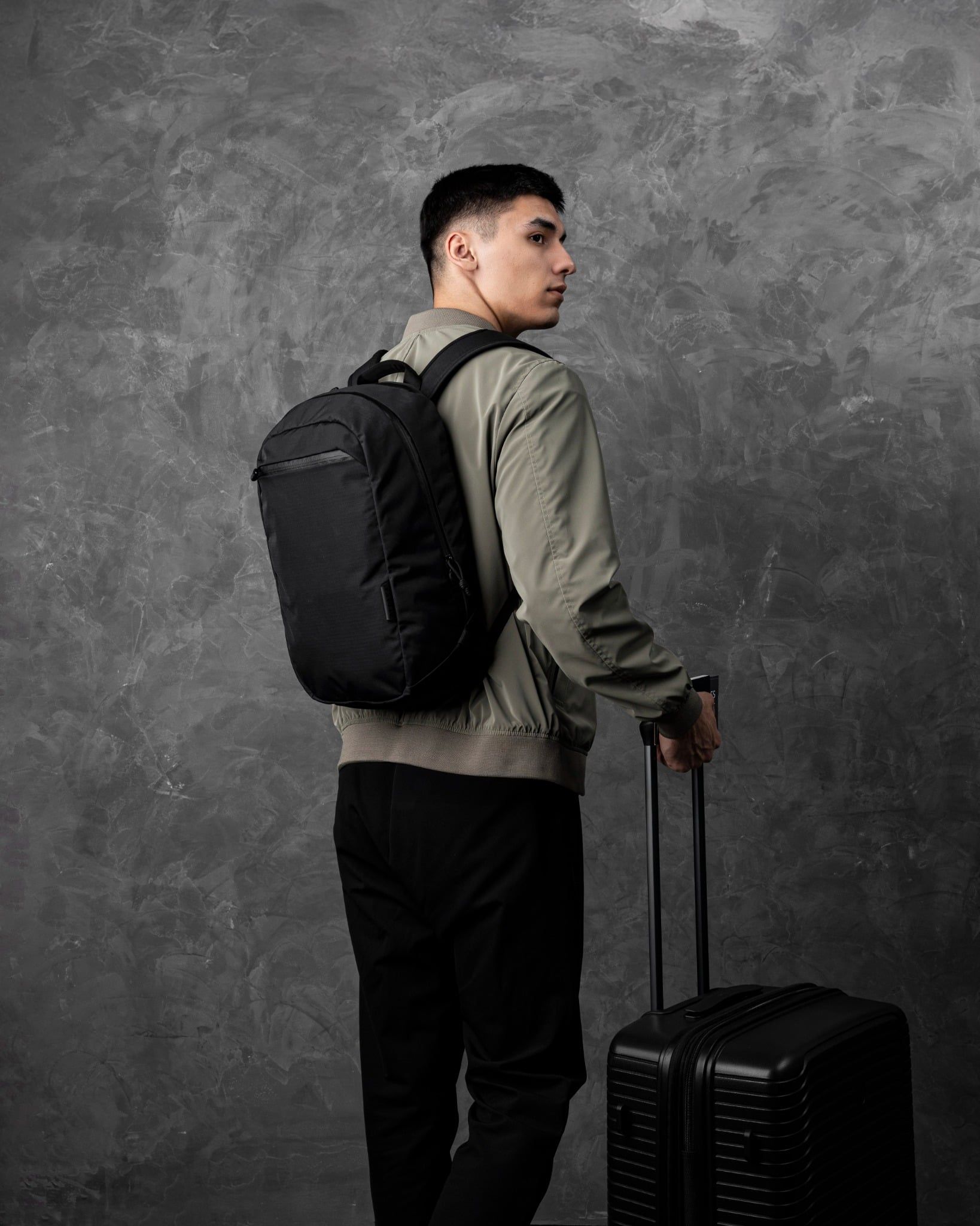  Alpaka Aero Pack (16L) 