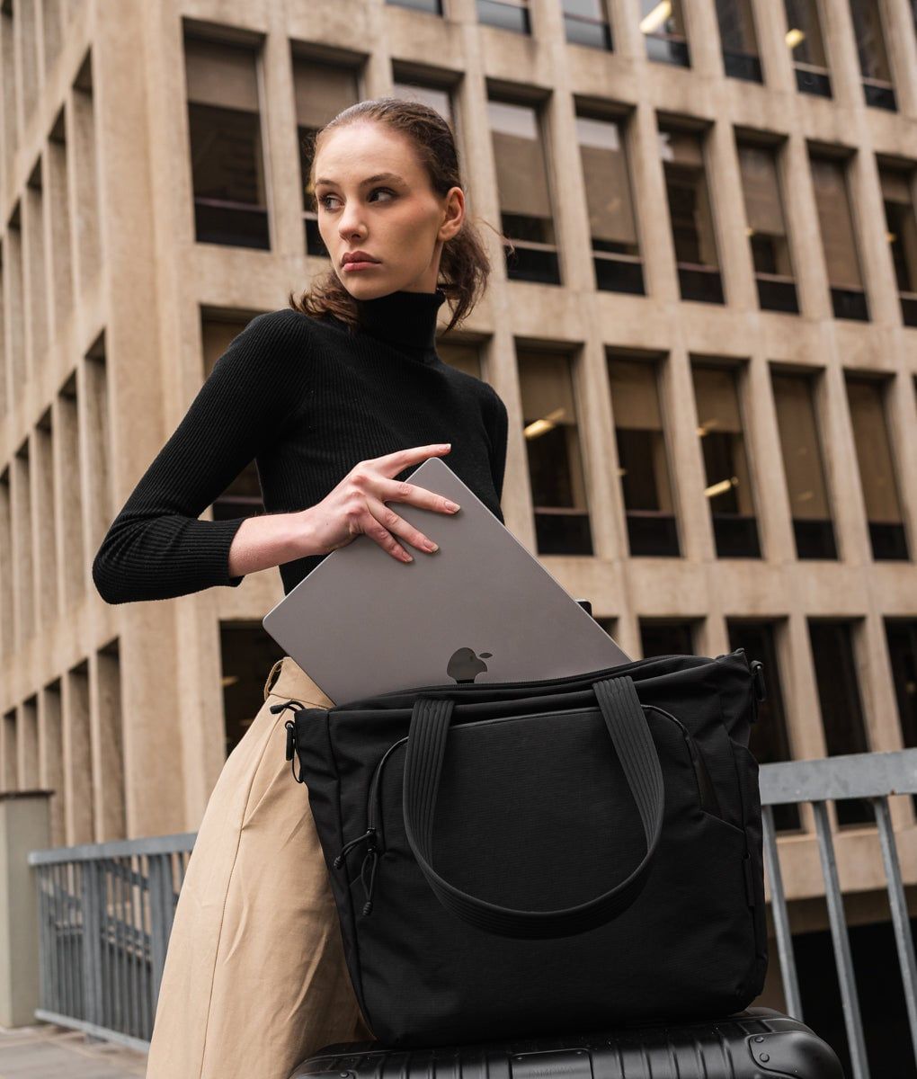  Bravo Tote V2 