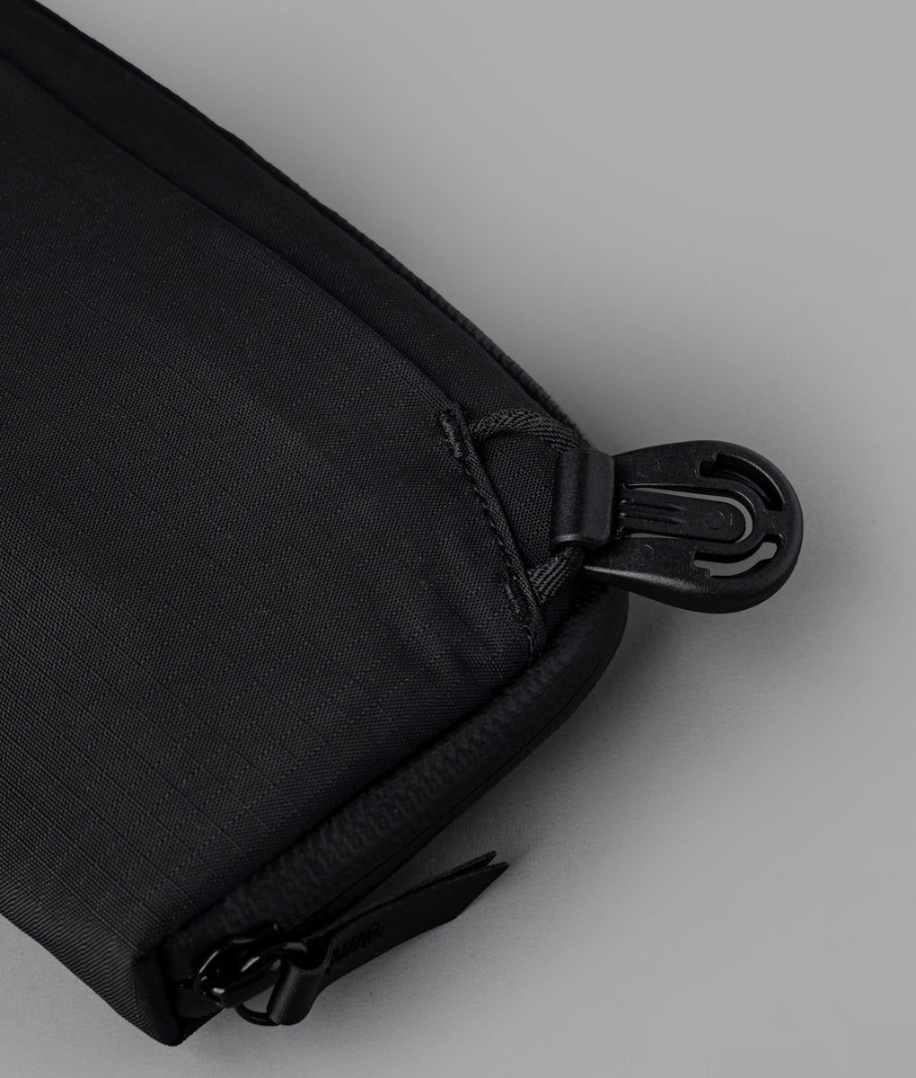  ALPAKA Flight Pouch 
