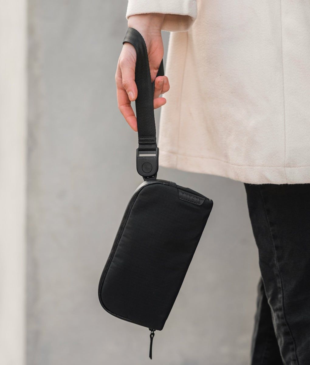  ALPAKA Flight Pouch 