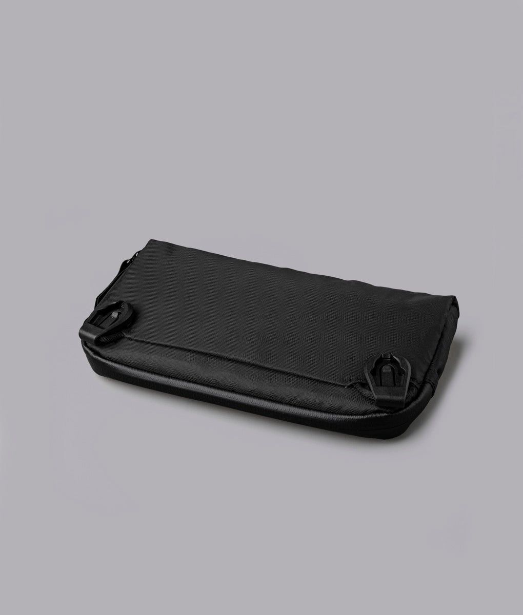  ALPAKA Flight Pouch 