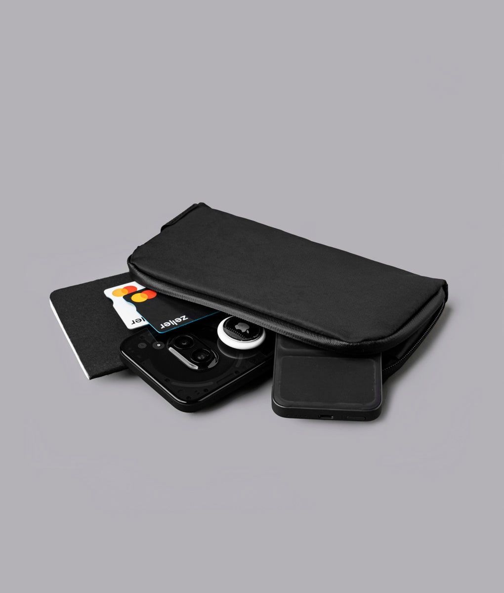  ALPAKA Flight Pouch 