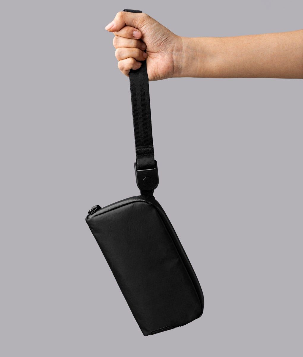  ALPAKA Flight Pouch 