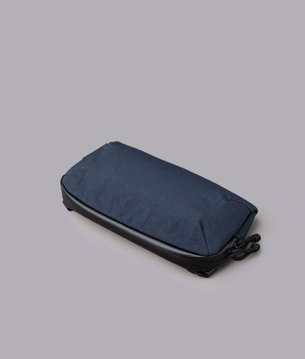  ALPAKA Flight Pouch Pro 