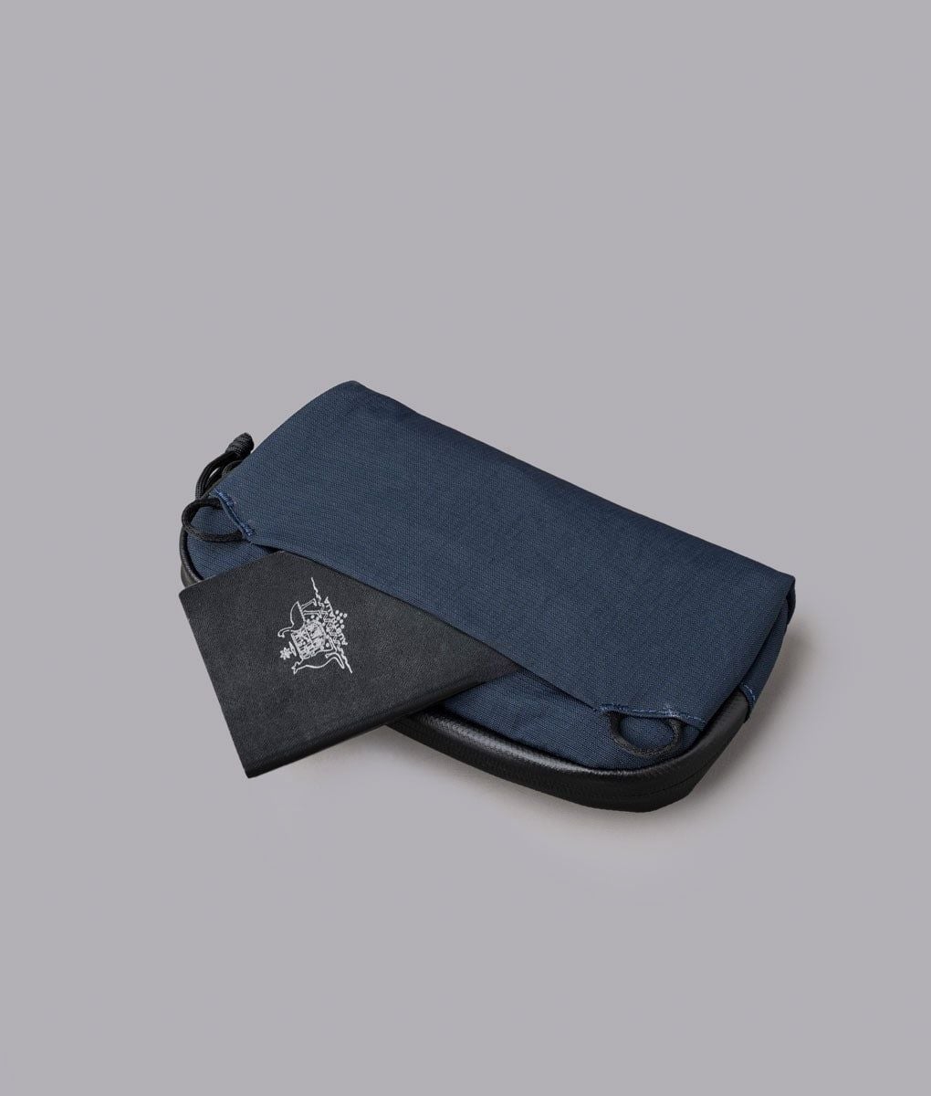  ALPAKA Flight Pouch Pro 