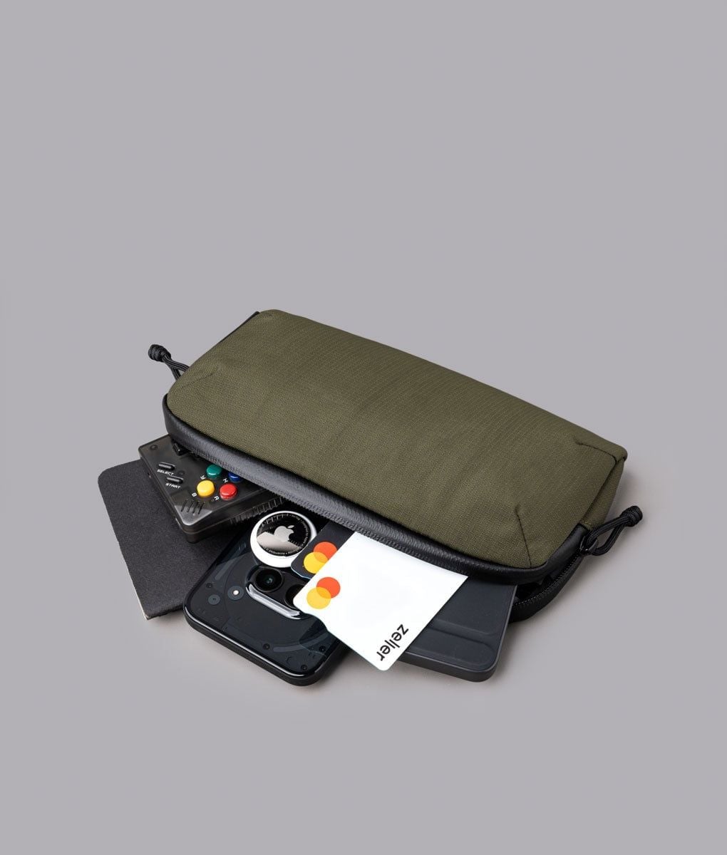  ALPAKA Flight Pouch Pro 