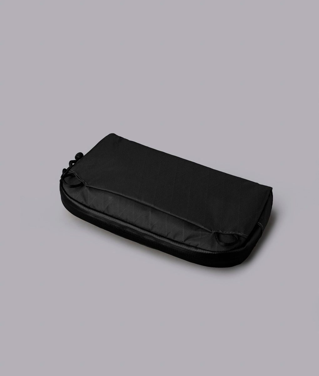  ALPAKA Flight Pouch Pro 