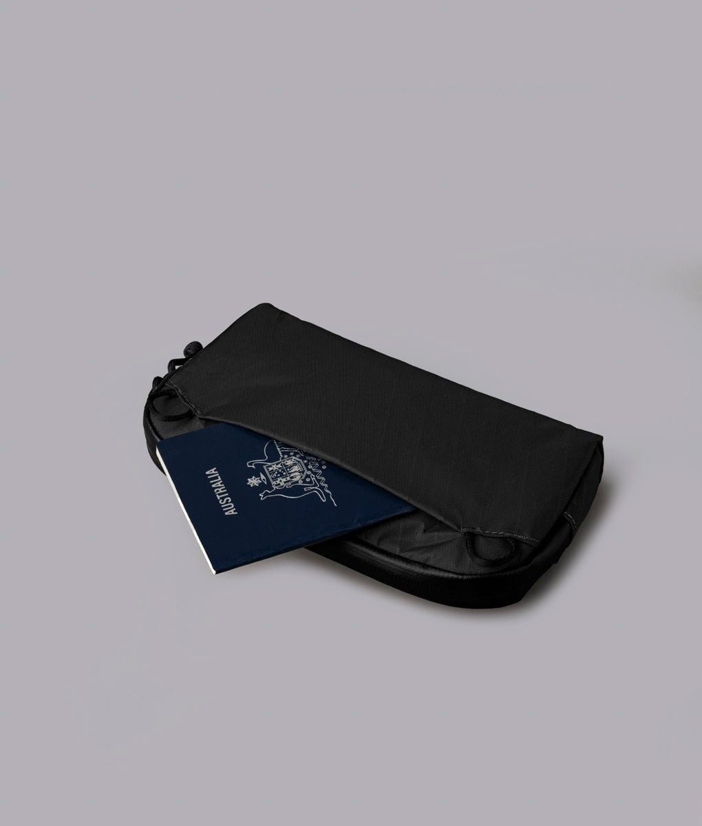  ALPAKA Flight Pouch Pro 