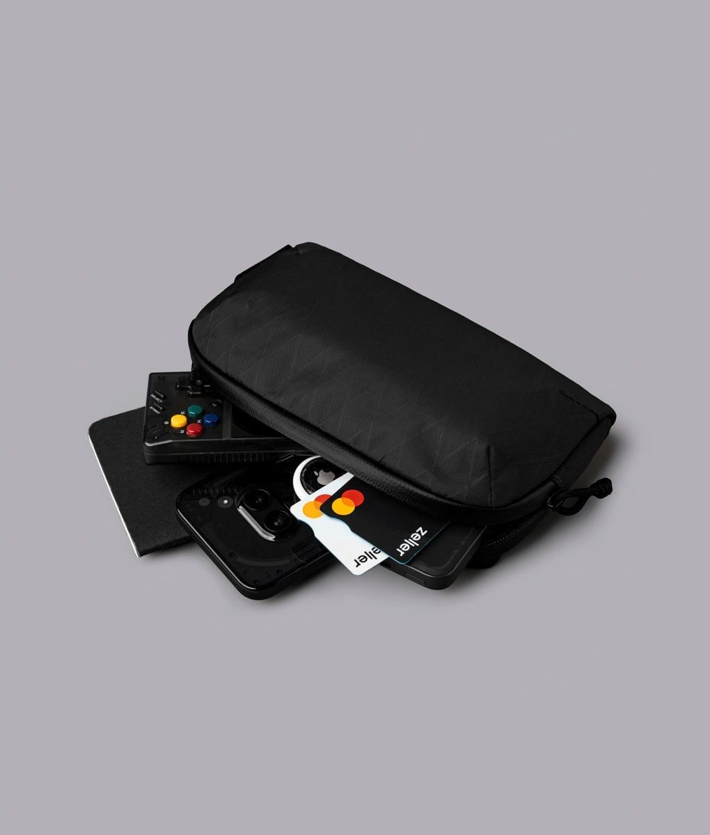  ALPAKA Flight Pouch Pro 
