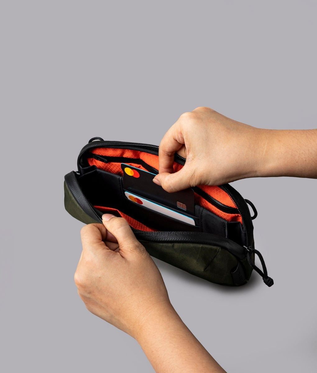  ALPAKA Flight Pouch Pro 