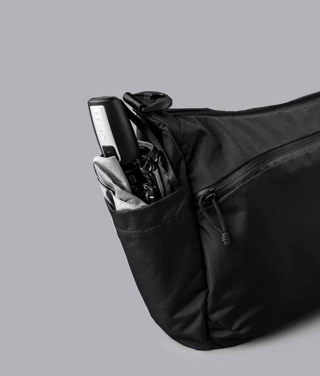  ALPAKA Flight Satchel 