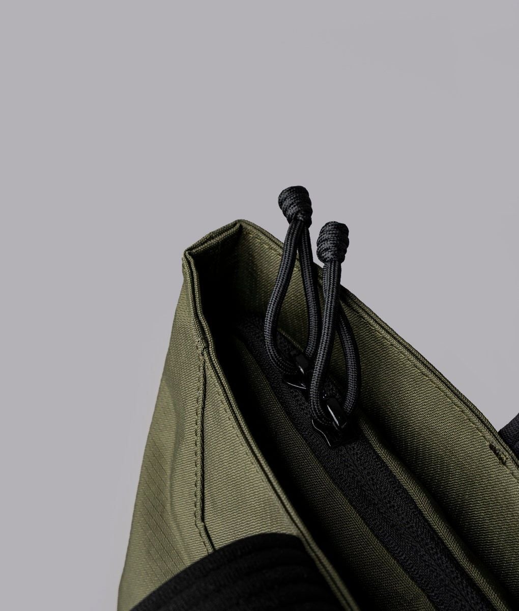  ALPAKA Flight Tote 
