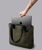  ALPAKA Flight Tote 