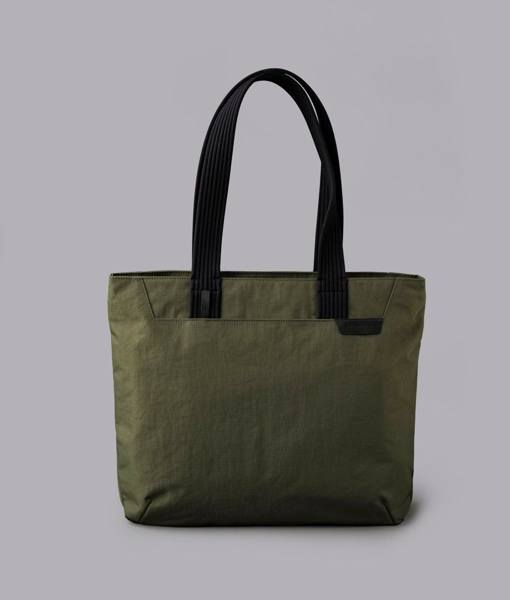  ALPAKA Flight Tote 