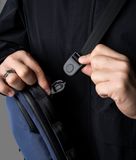  ALPAKA Metro Sling V2 