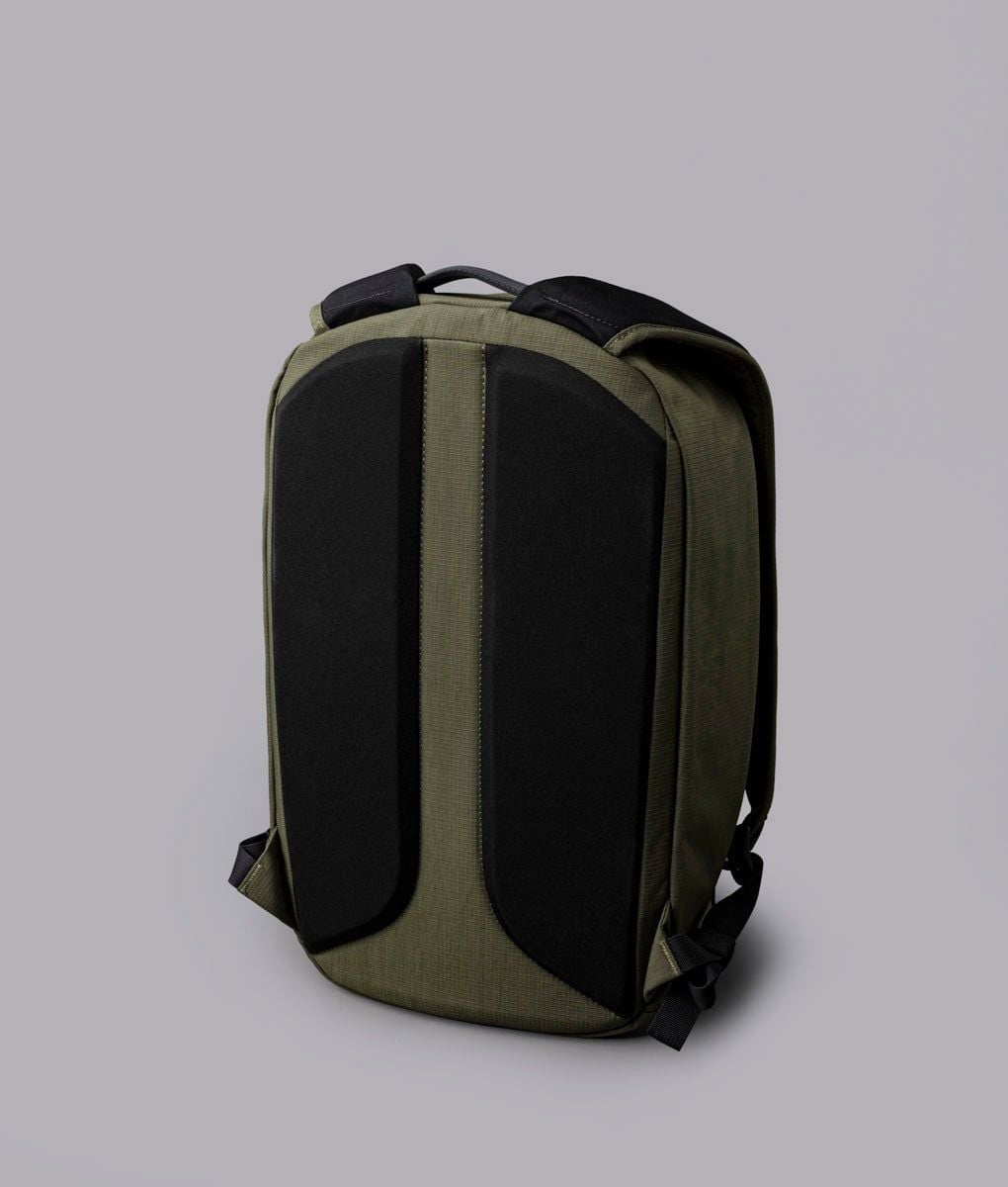  ALPAKA Metro Backpack 