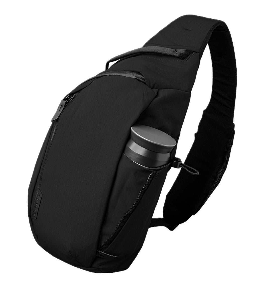  ALPAKA Metro Crossbody – Right Shoulder 