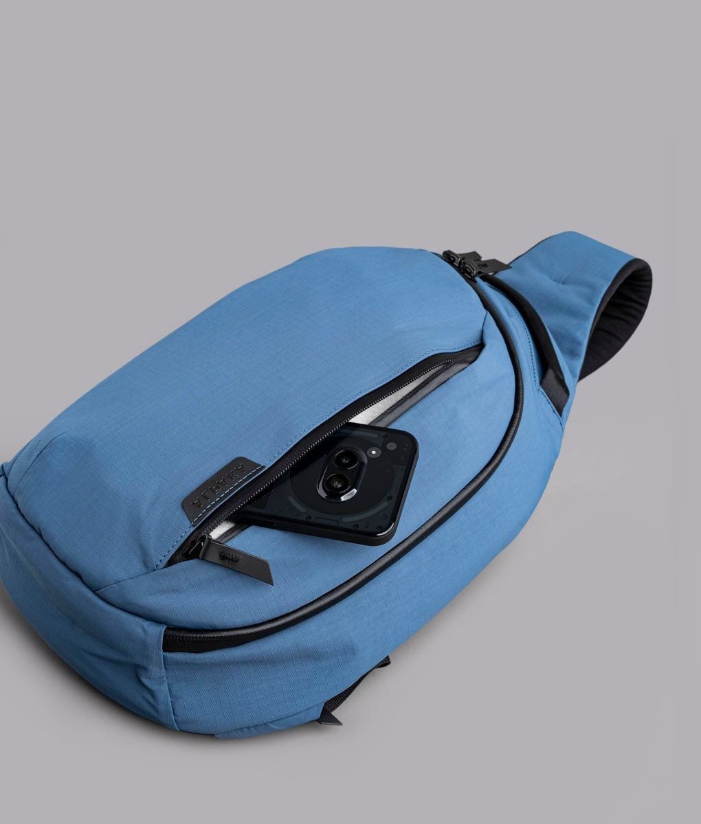 ALPAKA Metro Crossbody – Left Shoulder 