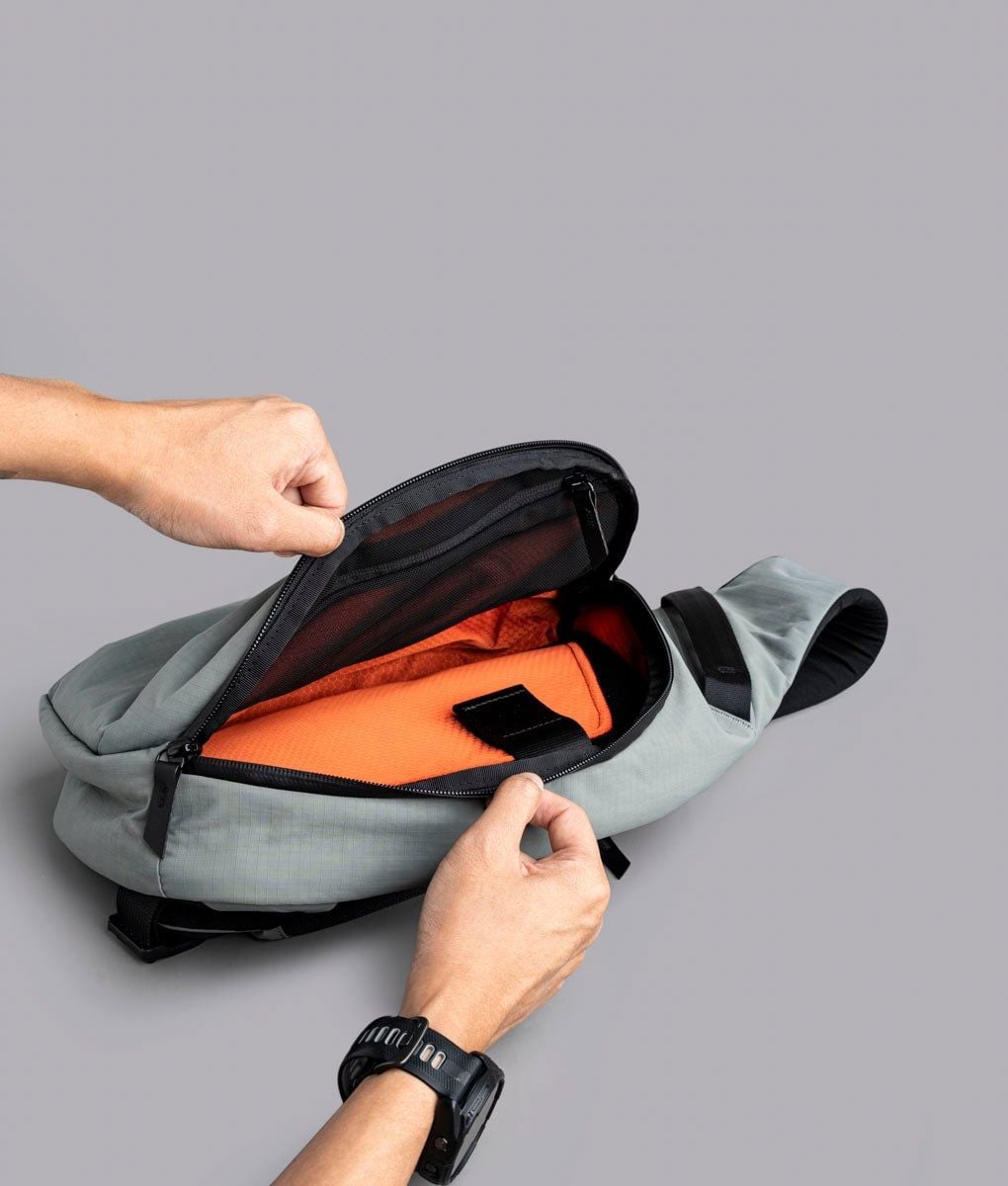  ALPAKA Metro Crossbody – Left Shoulder 