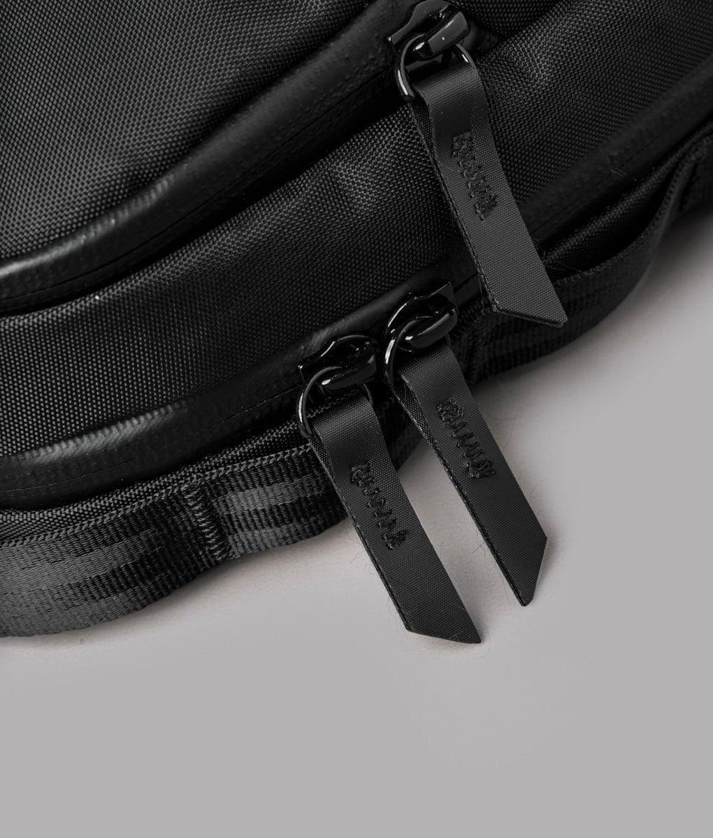  ALPAKA Metro Sling Max 