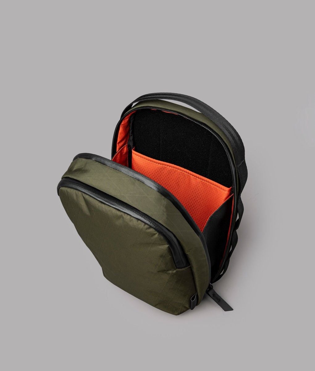  ALPAKA Metro Sling Max 