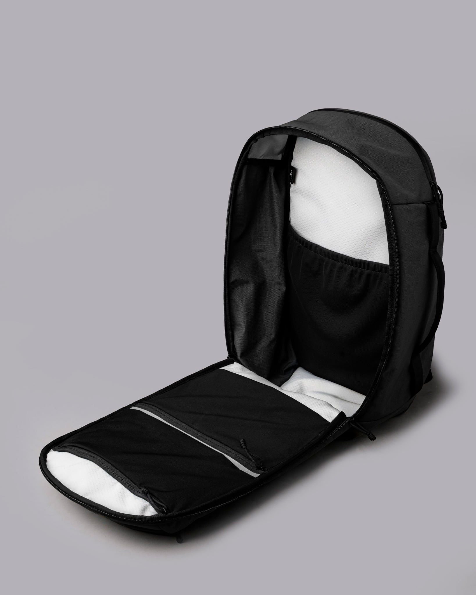  Alpaka Traverse Backpack (30L) 