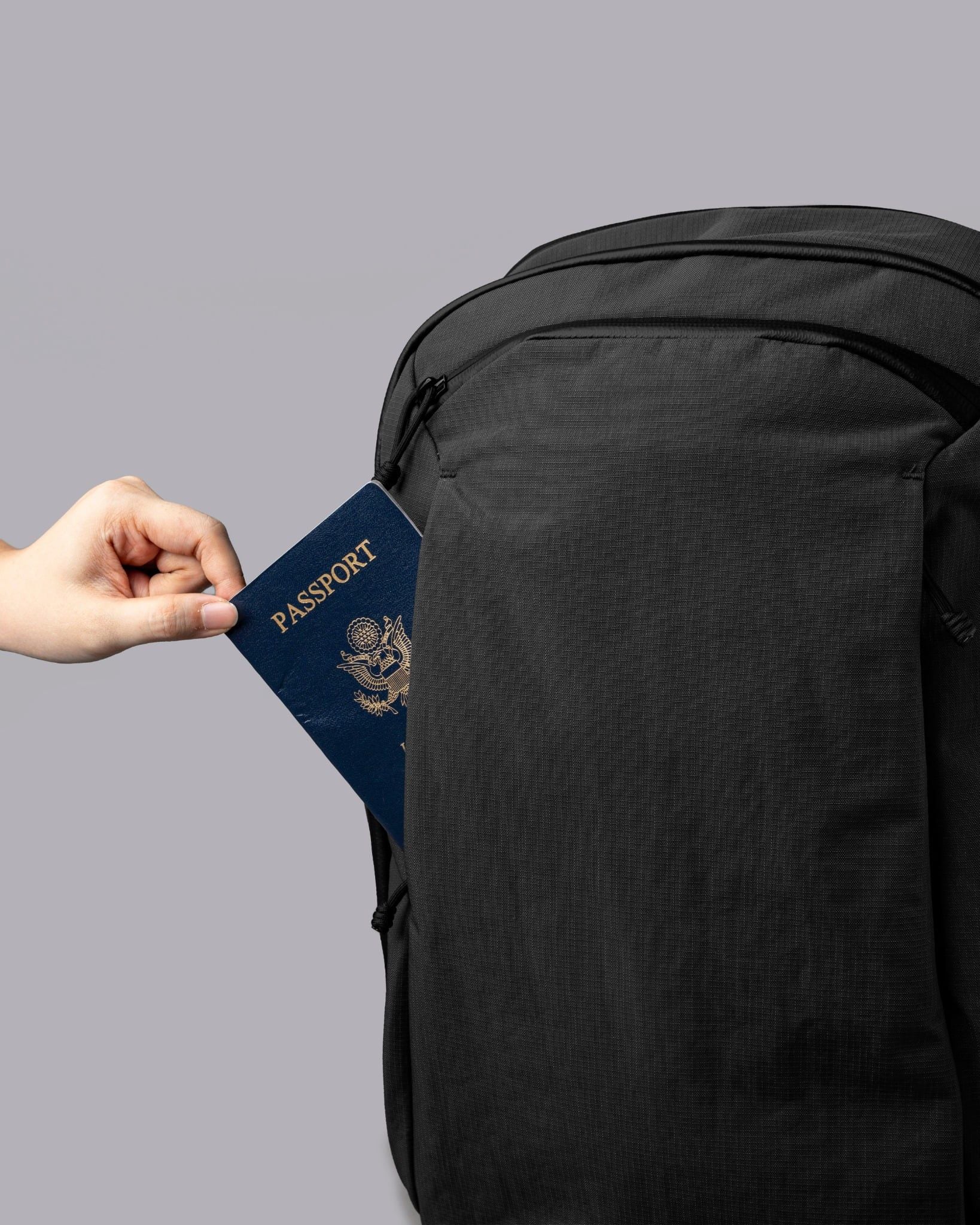  Alpaka Traverse Backpack (30L) 