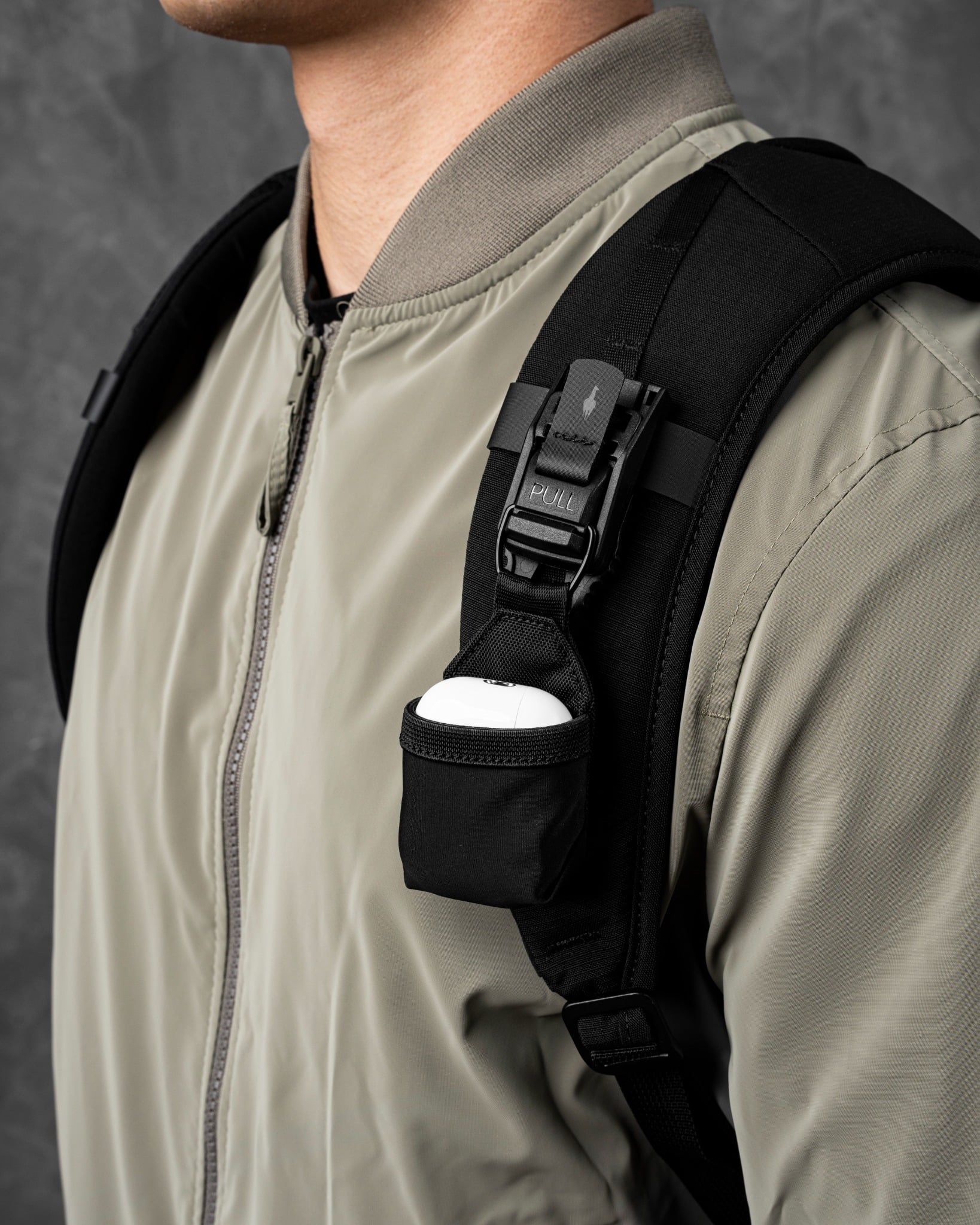  Alpaka Traverse Backpack (30L) 