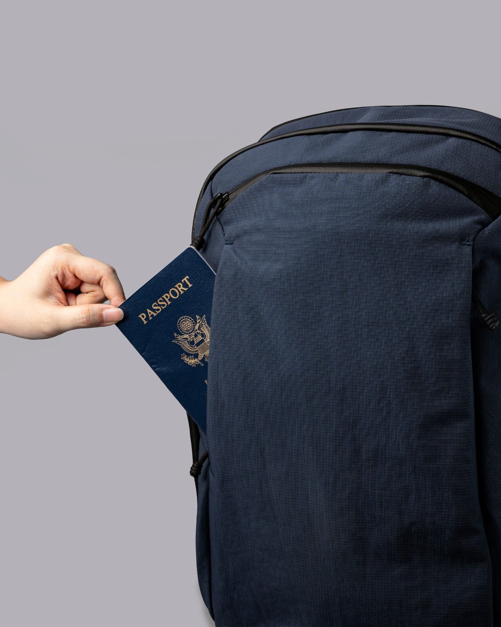  Alpaka Traverse Backpack (30L) 