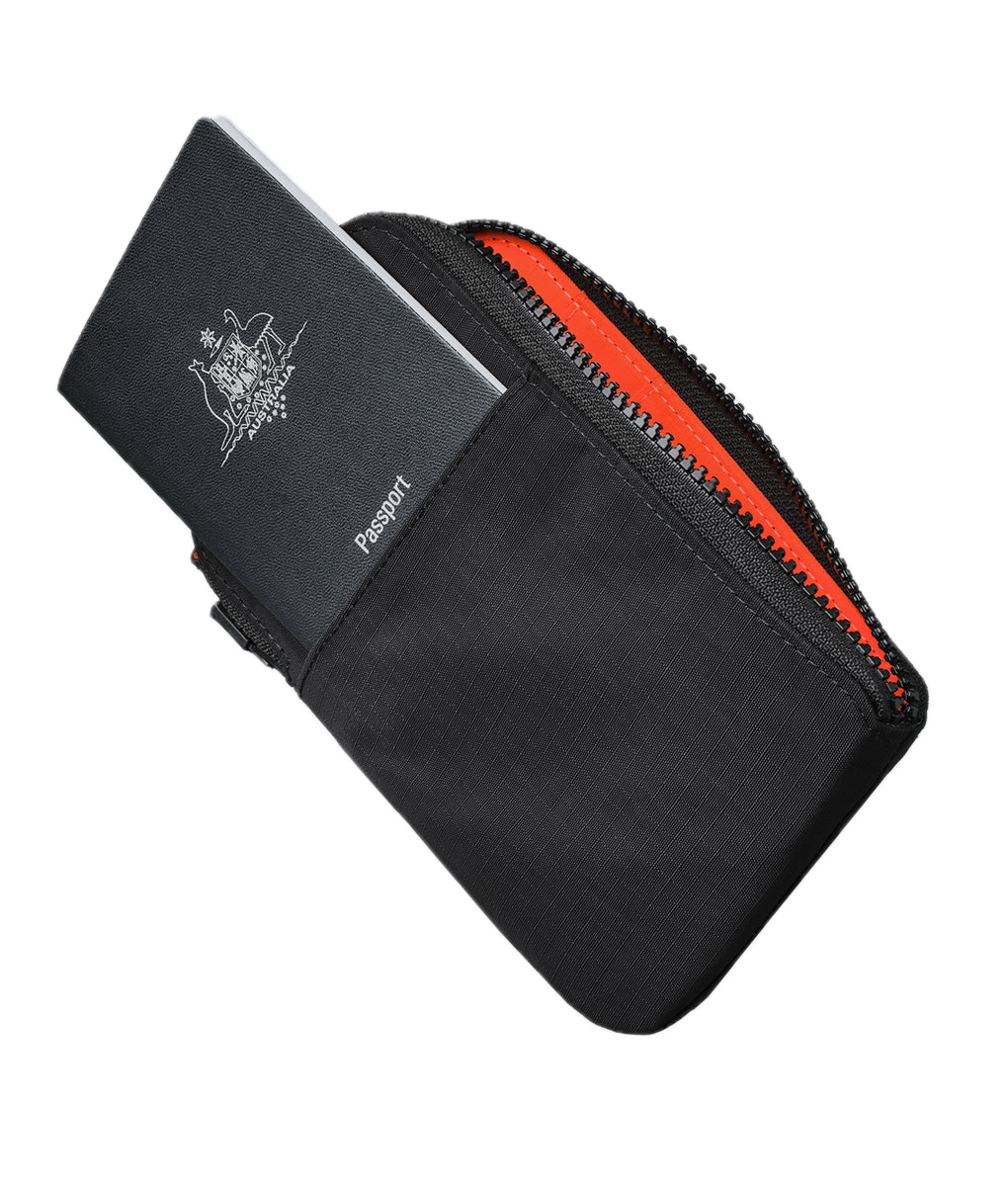  ALPAKA Zip Travel Wallet 