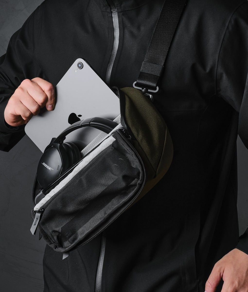  ALPAKA Vertex Pouch 