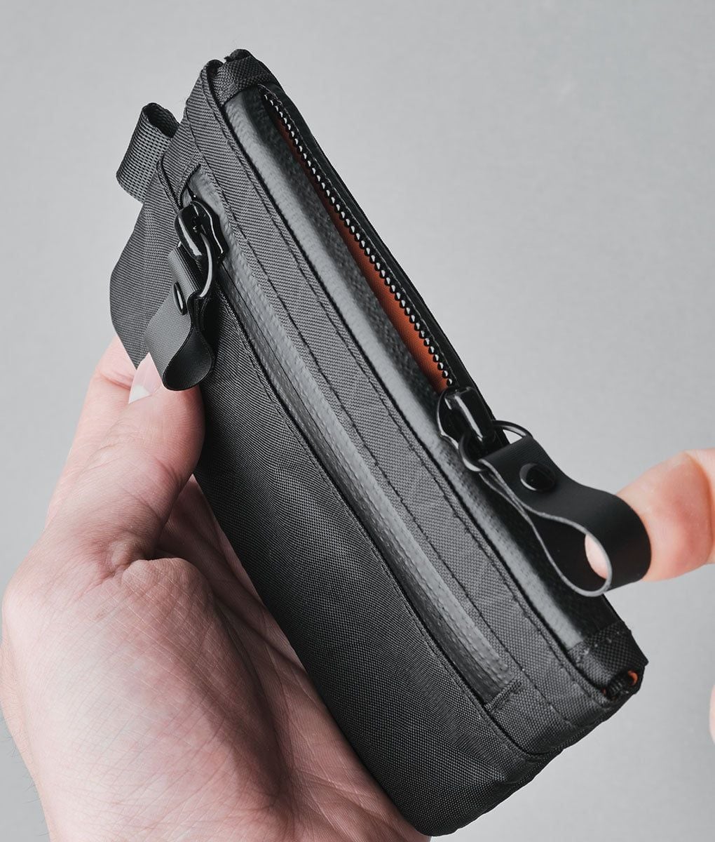  ALPAKA Zip Pouch 