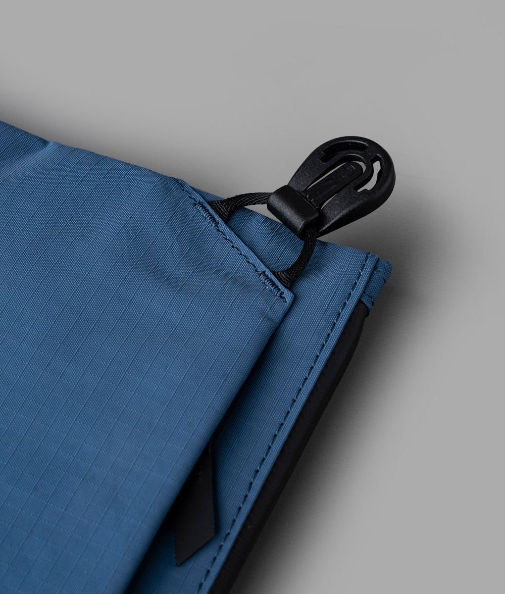  ALPAKA Zip Pouch Max V2 