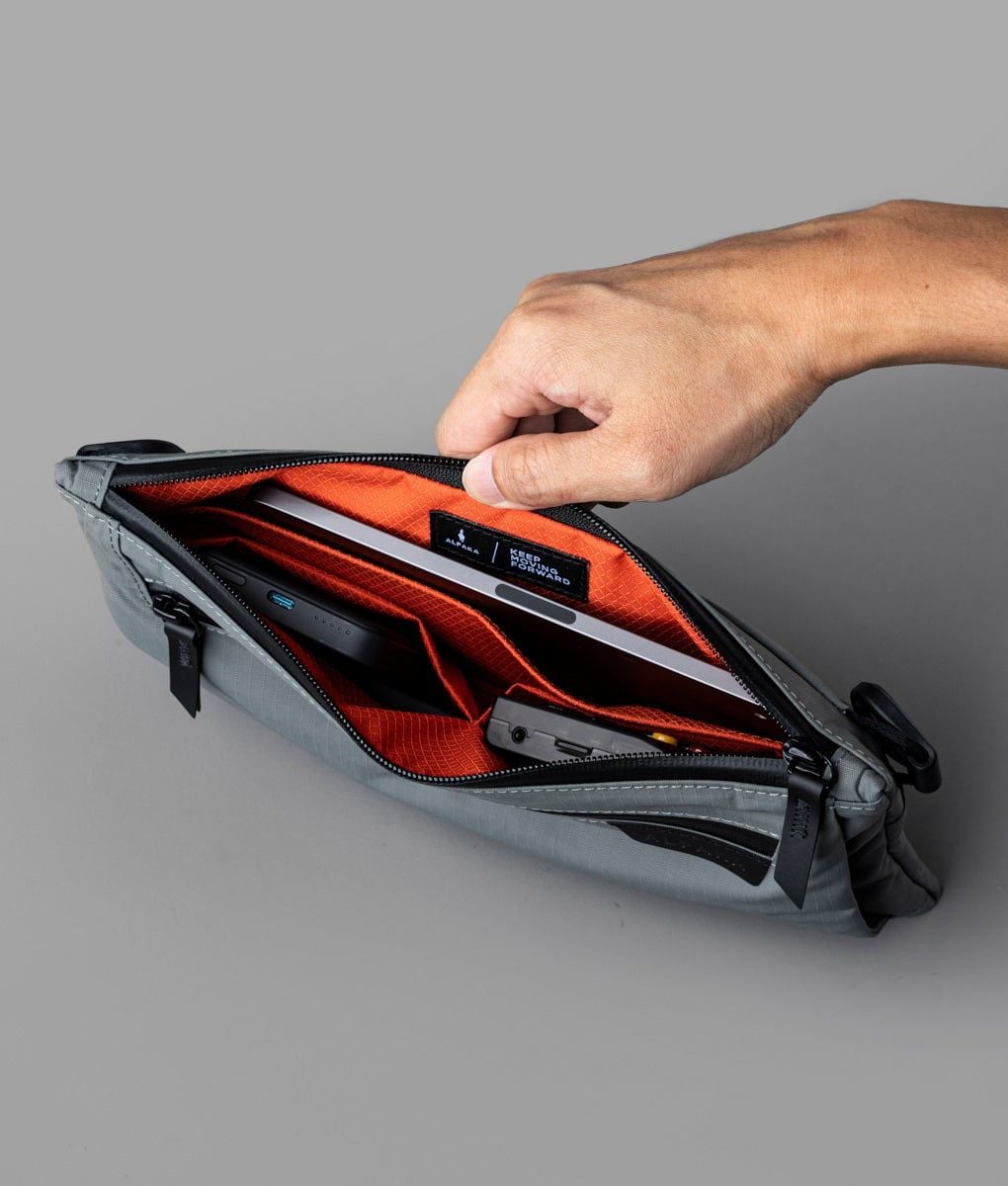  ALPAKA Zip Pouch Max V2 