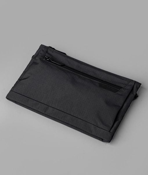  ALPAKA Zip Pouch Max V2 