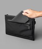  ALPAKA Zip Pouch Max V2 