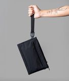  ALPAKA Zip Pouch Max V2 