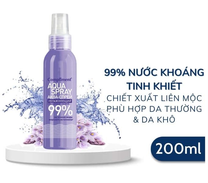 Xịt Khoáng Compliment Aqua Spray 200ml