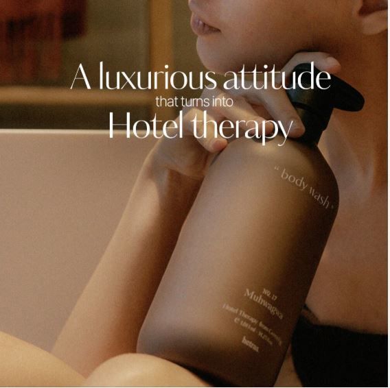 Sữa Tắm Hương Nước Hoa Hetras Hotel Therapy Body Wash 1013ml