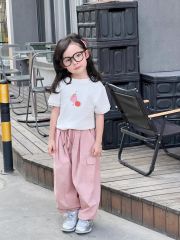 Set Áo Cotton Trắng Croptop Dễ Thương Phối Quần Kaki Dài Hồng Túi Hộp